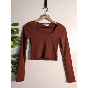 Love Poem Burgundy Ribbed Cropped Long Sleeve Sz M